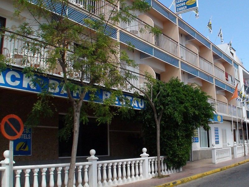 Aparthotel Vibra Bay San Antonio  Exterior photo